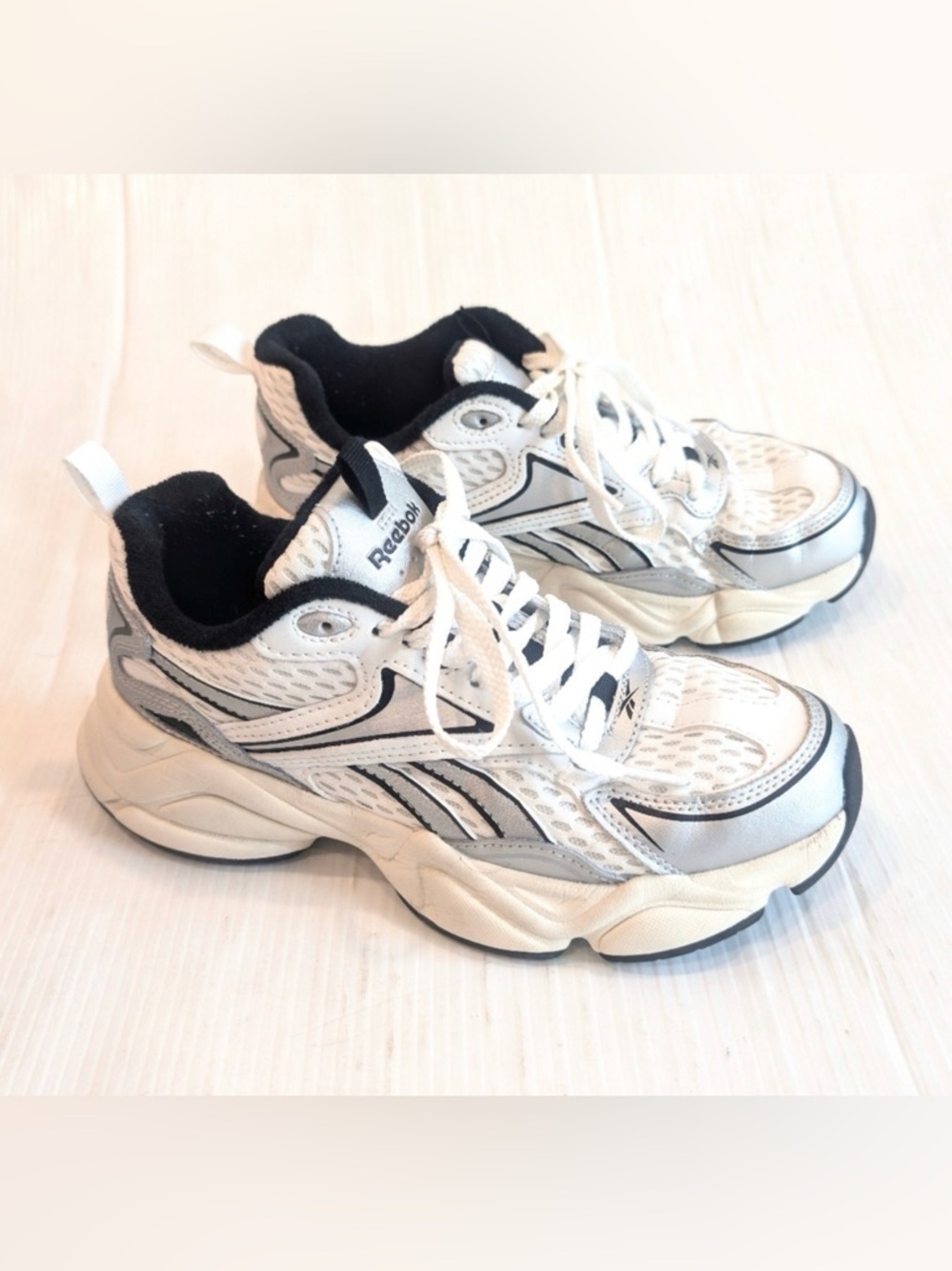 Reebok Comfort Footbed Ortholite Sneakers - Picture 10 of 13
